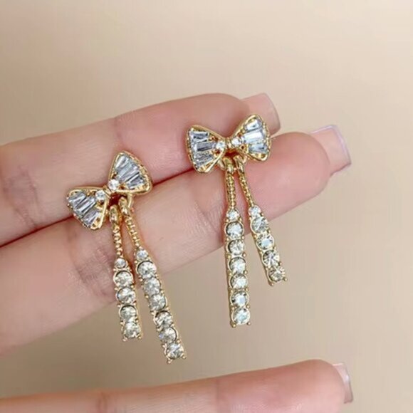 Gold Bow Earrings - Picture 3 of 4
